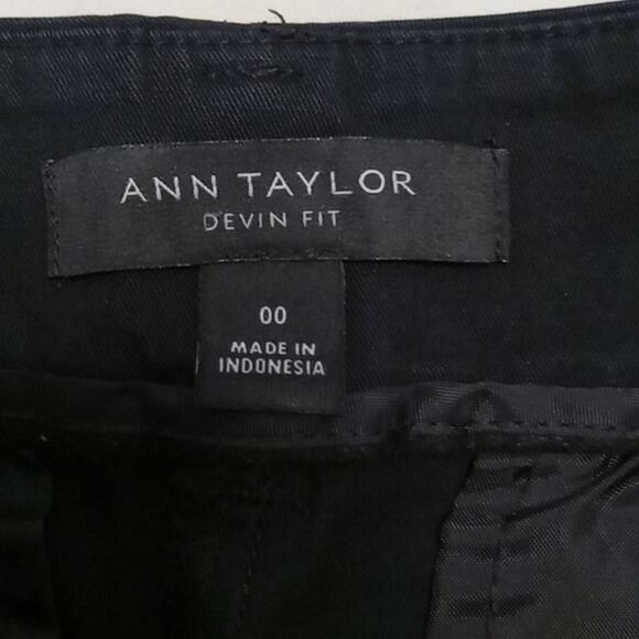 Ann Taylor Devi Fit Size 00 Black Bermuda Shorts. Atleisure, Beachy Summer - Picture 2 of 8